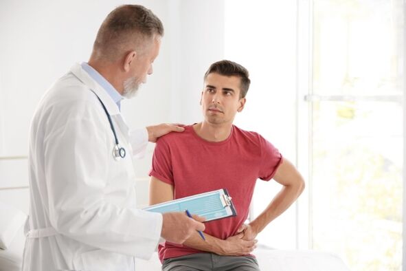Apelar a um especialista com sintomas de prostatite